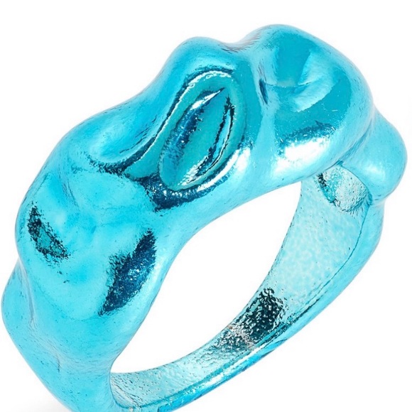 Unique Textured Twisty Metallic Ring in Metallic Blue; Size 7 - Picture 3 of 8